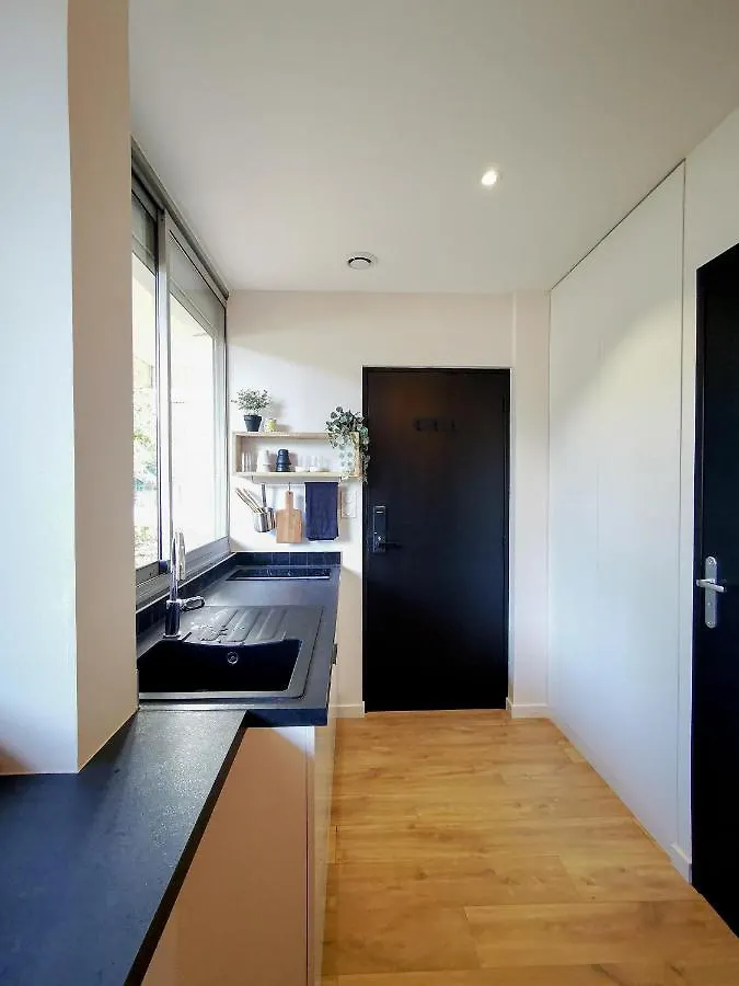 Be My Home - Le Lodge Fourviere Lyon 0*,  France